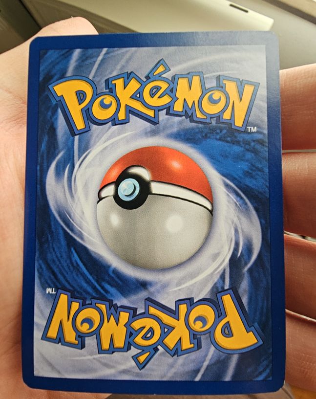 1999 Pokémon #4 Charizard — front