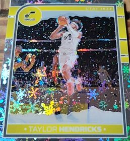 2024-25 Panini NBA Hoops #72 Taylor Hendricks Winter Prizm — front