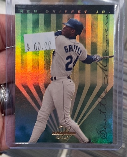 1995 Leaf Limited #6 Ken Griffey Jr. — front