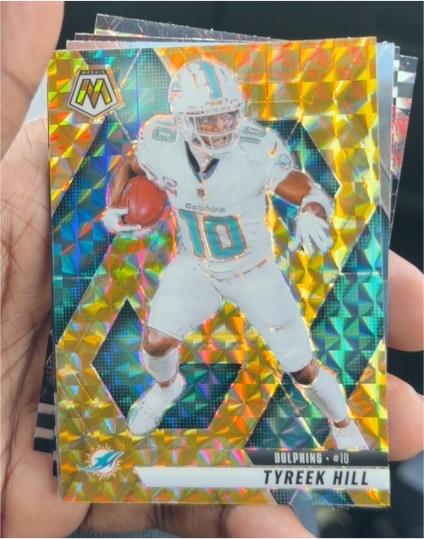 2025 Panini Mosaic #10 Tyreek Hill — front