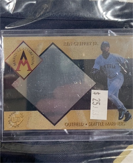 1997 Upper Deck UD3 Marquee Attraction #MA1 Ken Griffey Jr. — front