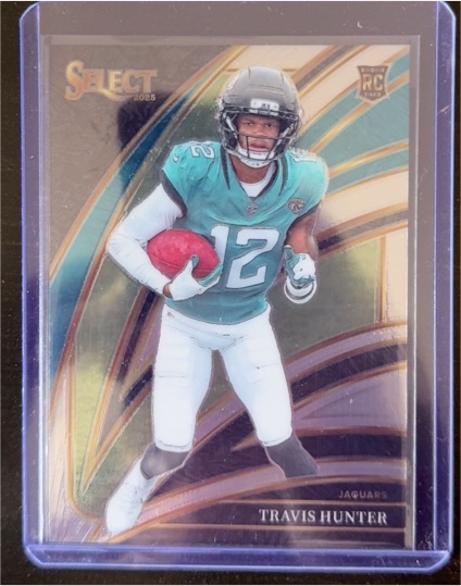2025 Panini Select Club Level #228 Travis Hunter — front