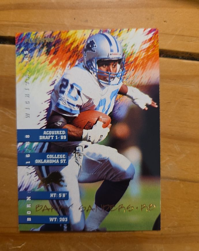 1995 Fleer #129 Barry Sanders — front