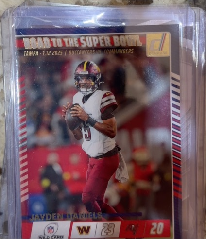 2025 Panini Donruss Road to the Super Bowl Wild Card #5 Jayden Daniels — front
