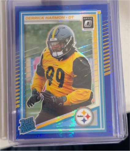 2025 Panini Donruss Optic #257 Derrick Harmon Blue Hyper — front