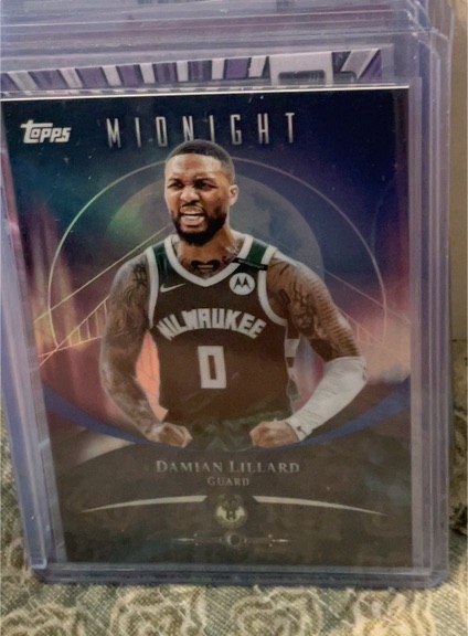 2025 Topps Midnight #13 Damian Lillard — front