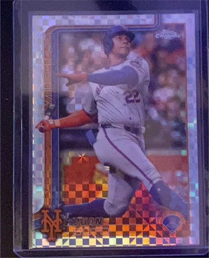 2025 Topps Chrome #200 Juan Soto X-Fractor — front