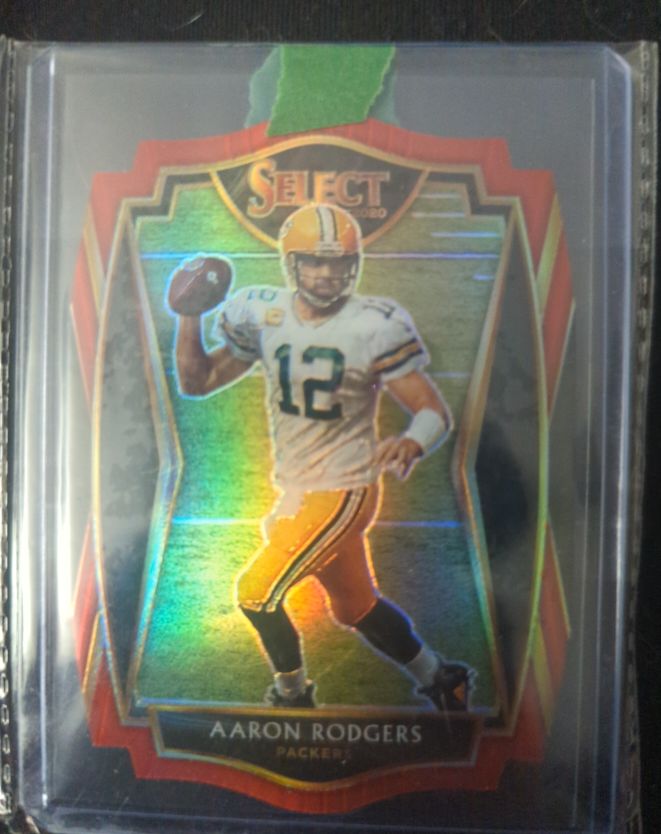 2020 Panini Select Premier Level Red Die-Cut #111 Aaron Rodgers — front