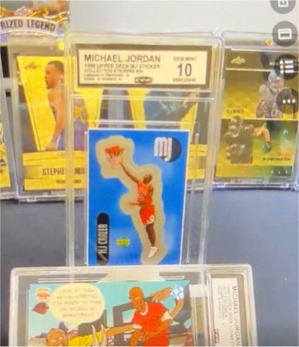 1998-99 Upper Deck #SU24 Michael Jordan Sticker — front