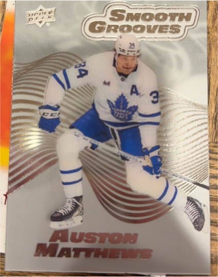 2022-23 Upper Deck Smooth Grooves #SG38 Auston Matthews — front