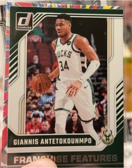 2024-25 Donruss #3 Giannis Antetokounmpo — front