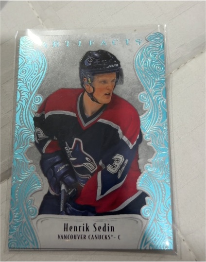 2025-26 Upper Deck Artifacts #152 Henrik Sedin — front