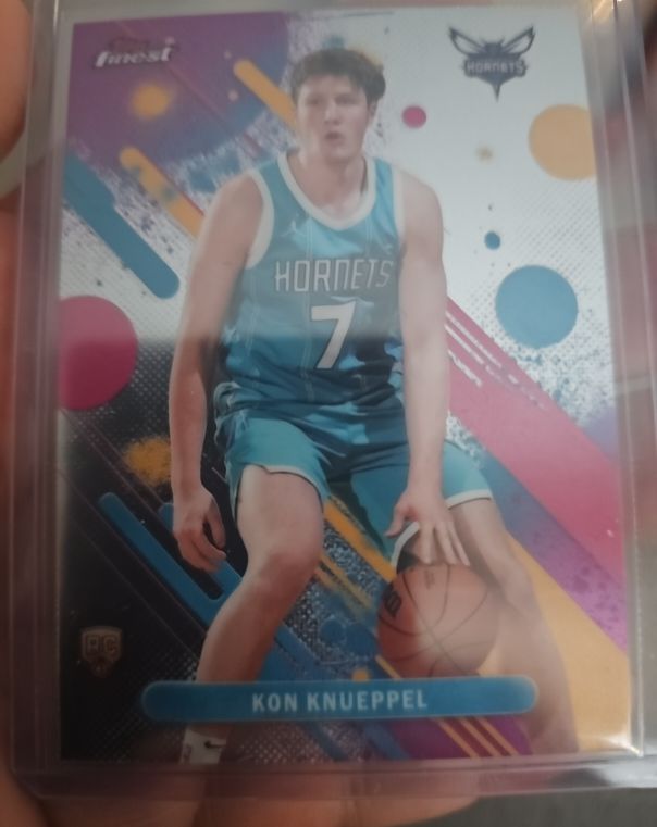 2026 Topps Finest #4 Kon Knueppel — front