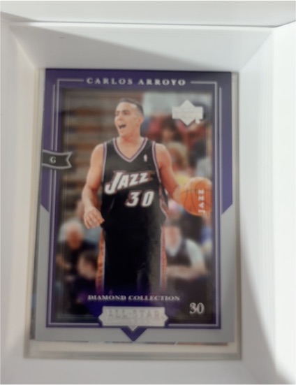 2004 Upper Deck Diamond Collection #30 Carlos Arroyo — front