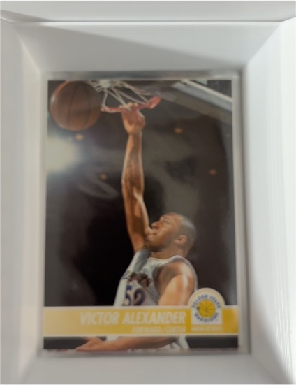 1994-95 Hoops #63 Victor Alexander — front
