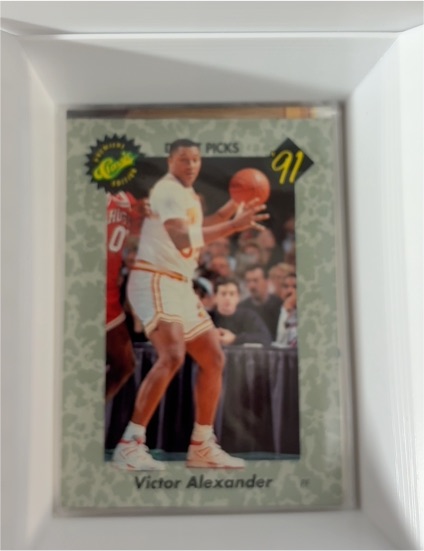 1991 Classic Basketball Draft Picks #11 Victor Alexander — front