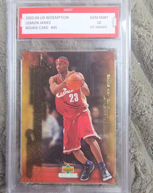 2003-04 UD Redemption #45 LeBron James Rookie Card — front