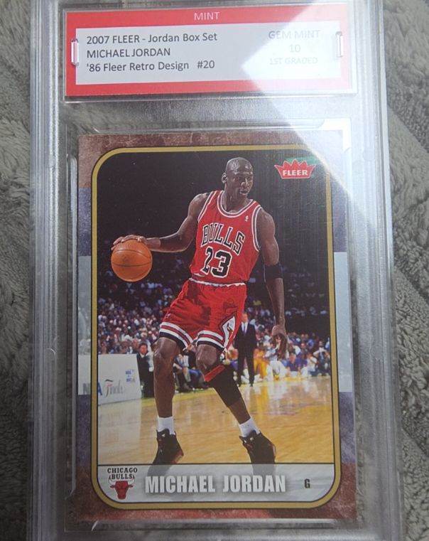 2007 Fleer Jordan Box Set #20 Michael Jordan '86 Fleer Retro Design — front