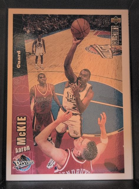 1996-97 Upper Deck Collector's Choice #43 Aaron McKie — front
