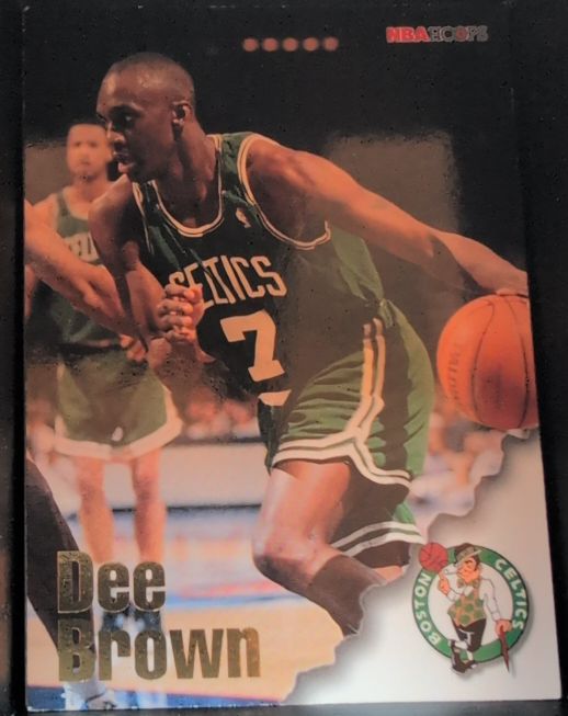 1993 NBA Hoops #7 Dee Brown — front