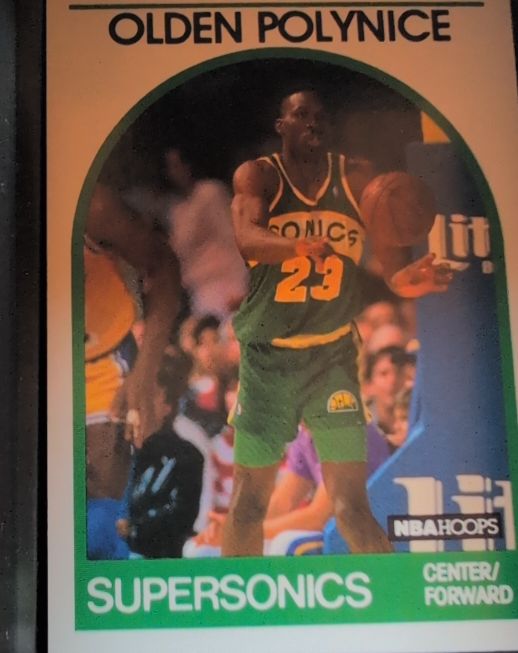 1989-90 Hoops #152 Olden Polynice — front