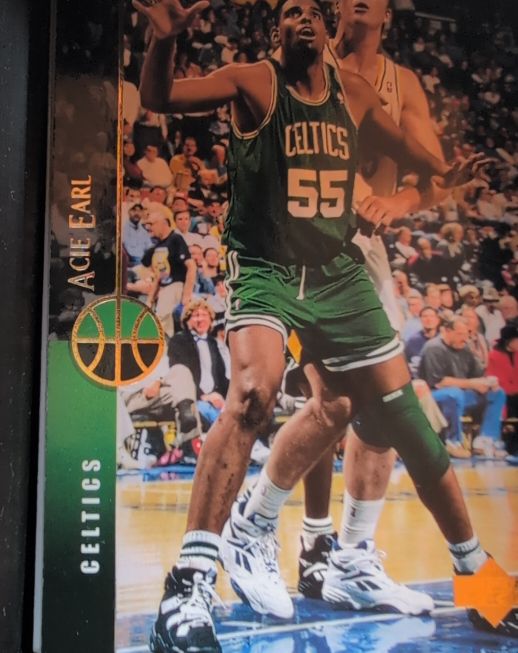1994-95 Upper Deck #295 Acie Earl — front