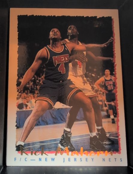 1994-95 Topps #91 Rick Mahorn — front