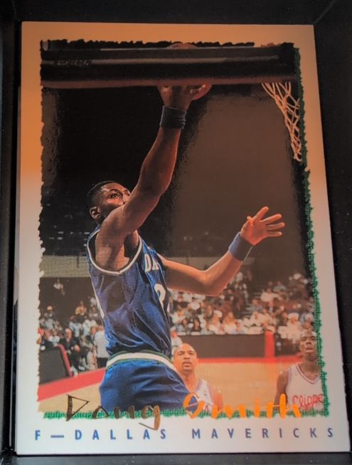 1994-95 Topps #96 Doug Smith Dallas Mavericks — front