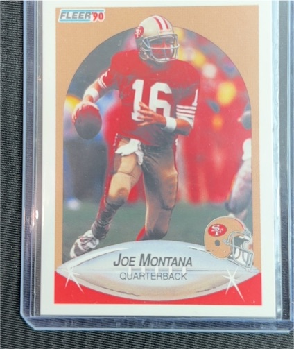1990 Fleer #10 Joe Montana — front