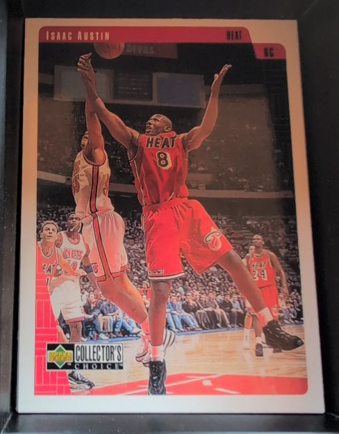 1997-98 Upper Deck Collector's Choice #71 Isaac Austin — front