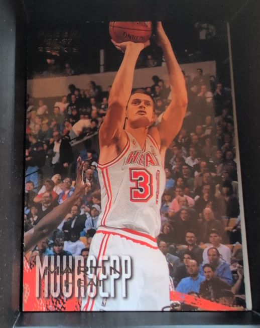 1996-97 Fleer #211 Martin Muursepp — front