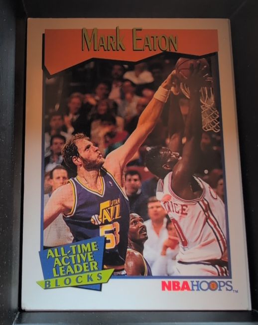 1991-92 NBA Hoops #534 Mark Eaton — front