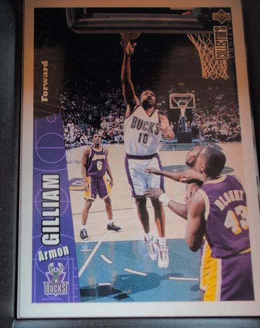 1997-98 Upper Deck Collector's Choice #75 Armon Gilliam — front
