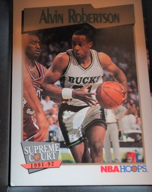 1991-92 NBA Hoops Supreme Court #478 Alvin Robertson — front