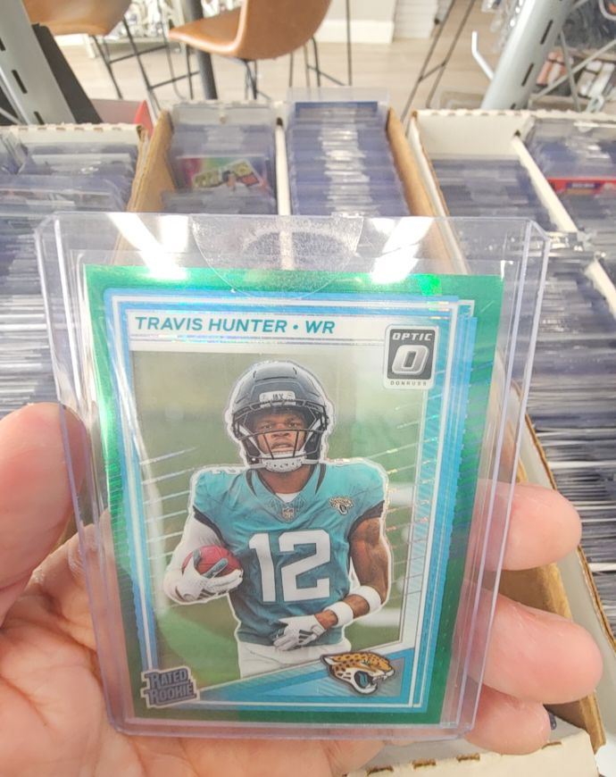 2025 Panini Donruss Optic #201 Travis Hunter — front