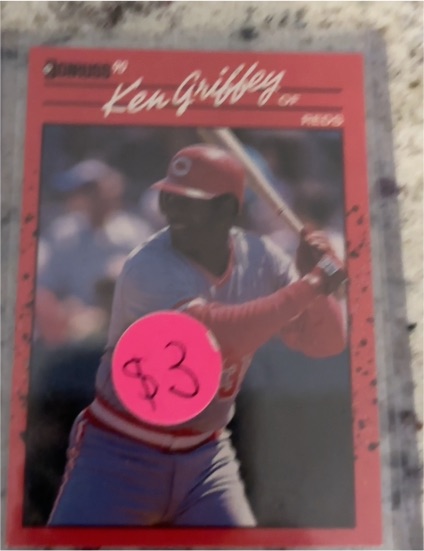 1990 Donruss #469 Ken Griffey Sr. — front