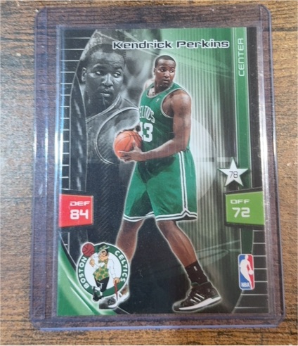 2009-10 Panini Adrenalyn XL #3 Kendrick Perkins — front