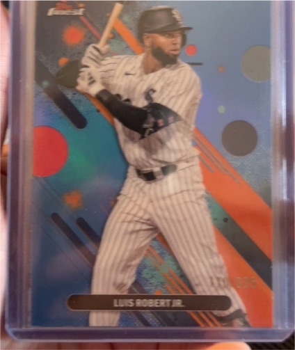 2025 Topps Finest #76 Luis Robert Jr. — front