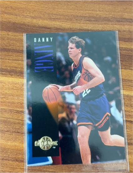 1994-95 SkyBox Premium #127 Danny Ainge — front