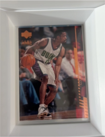 2000-01 Upper Deck Game Jersey Edition #316 Lindsey Hunter — front