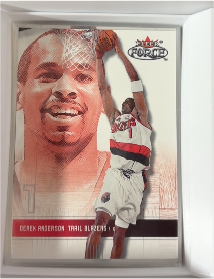2001-02 Fleer Force #13 Derek Anderson — front