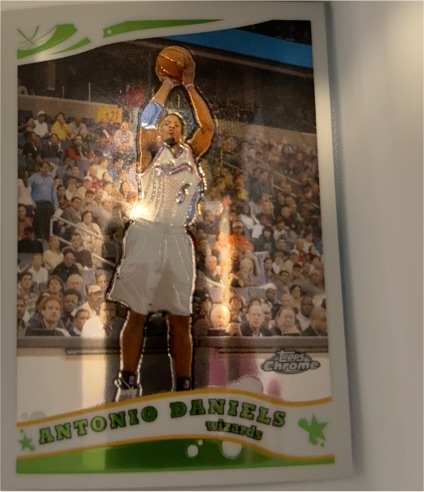 2005-06 Topps Chrome #130 Antonio Daniels — front