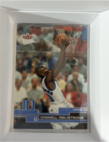 1999 Fleer #10 Darrell Armstrong — front