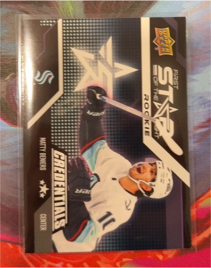 2022-23 Upper Deck Credentials 1st Star of the Night Rookie #1SR-4 Matty Beniers — front