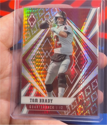 2020 Panini Phoenix #35 Tom Brady Fire Burst — front