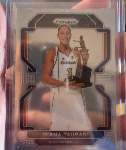 2022 Panini Prizm WNBA #6 Diana Taurasi — front
