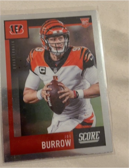 2020 Panini Chronicles Score #441 Joe Burrow Rookie Card — front