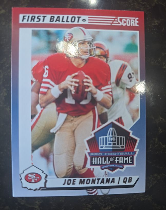 2024 Panini Score #7 Joe Montana First Ballot Hall of Fame — front