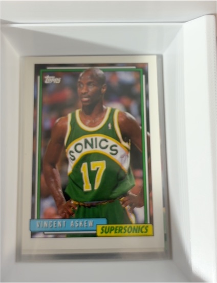 1992-93 Topps #251 Vincent Askew Seattle Supersonics — front
