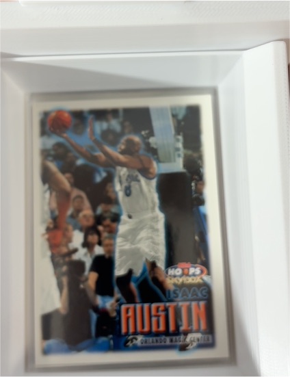 1999-00 Skybox NBA Hoops #128 Isaac Austin — front